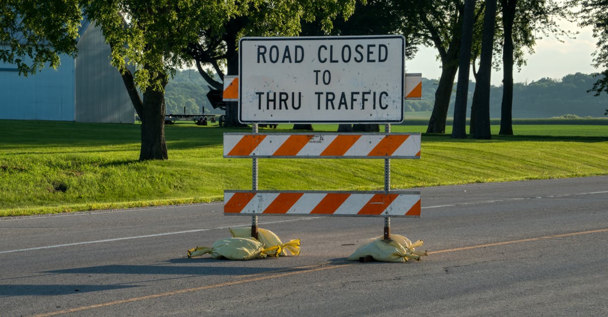 Kingsville Street Department to seal coat section of E Caesar Avenue
